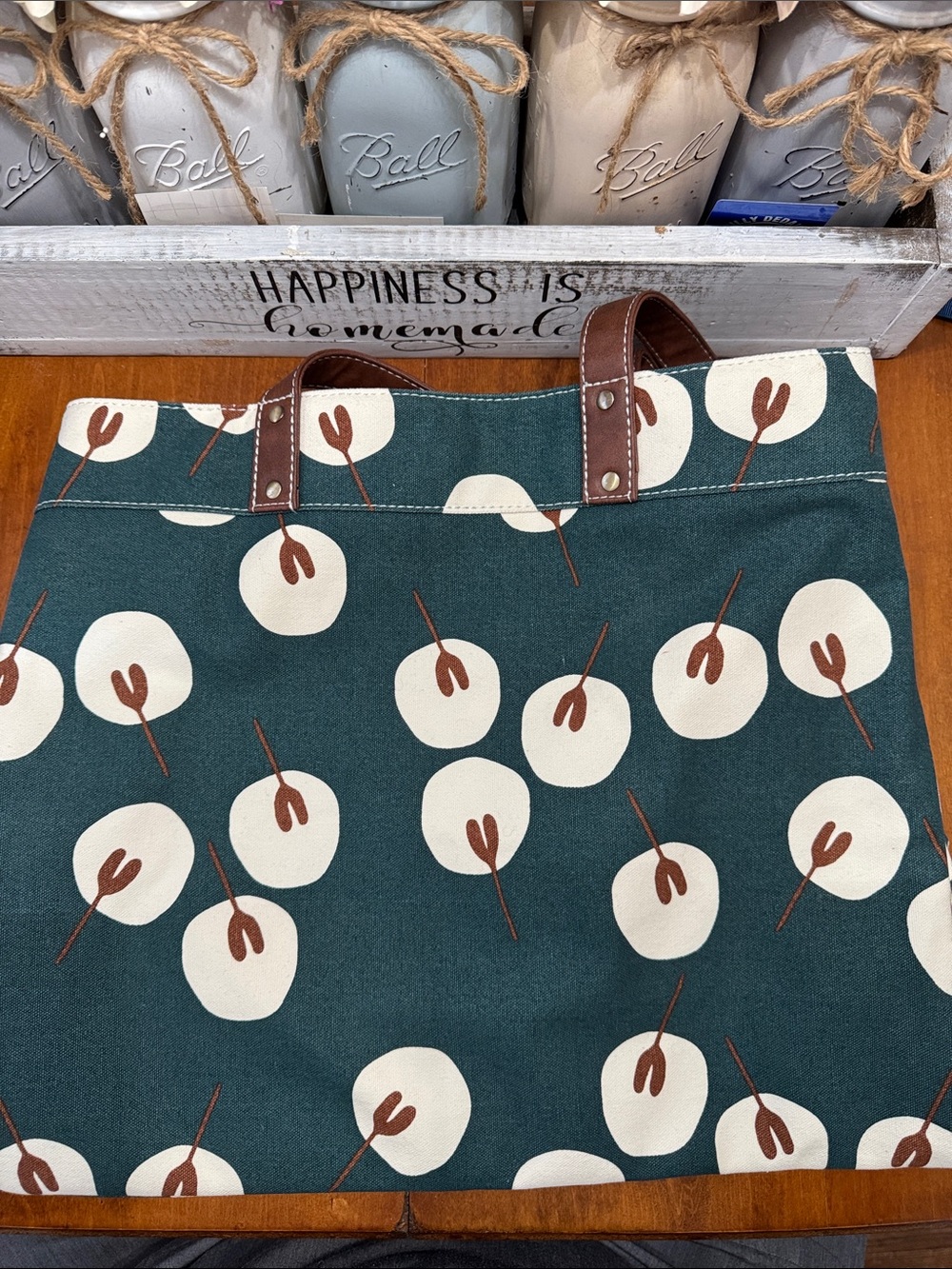 Tote bag